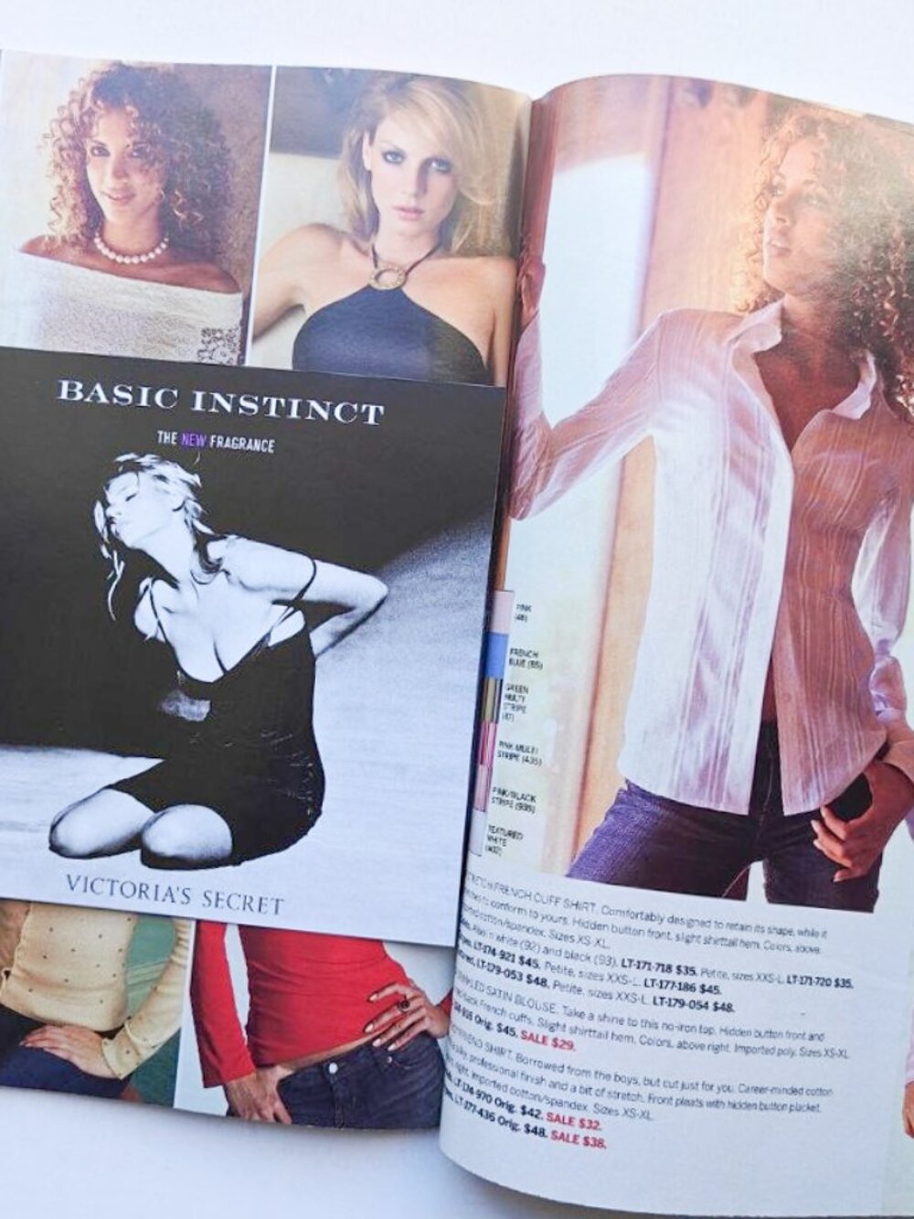 Victoria's Secret Christmas Specials Catalog Vol 1 2004 Holiday Fashion - Picture 10 of 12